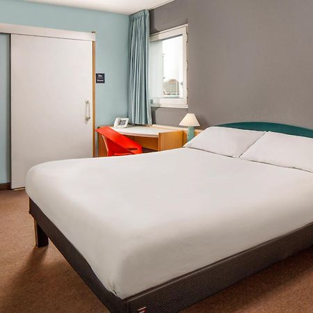 Ibis London Thurrock M25 Grays Экстерьер фото